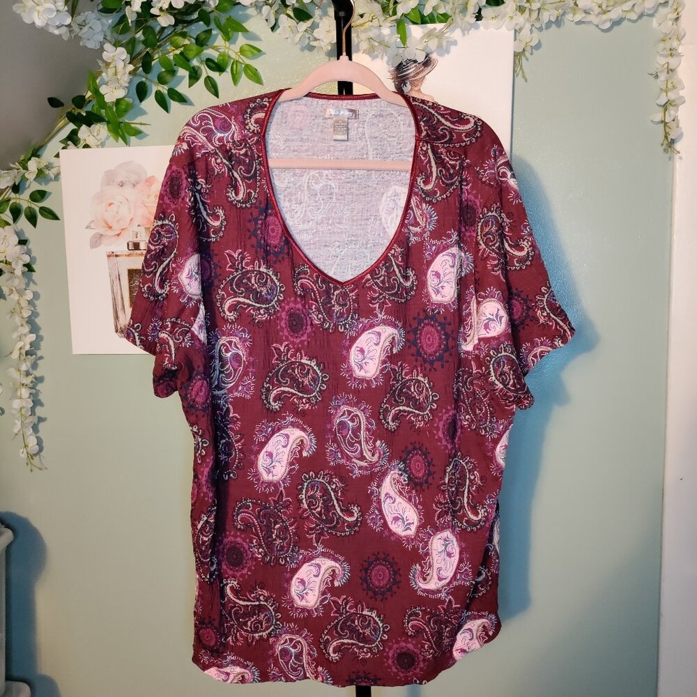 White Stag Burgundy Gauze Paisley Print Short Sleeve Blouse Size 4X (26W-28W)